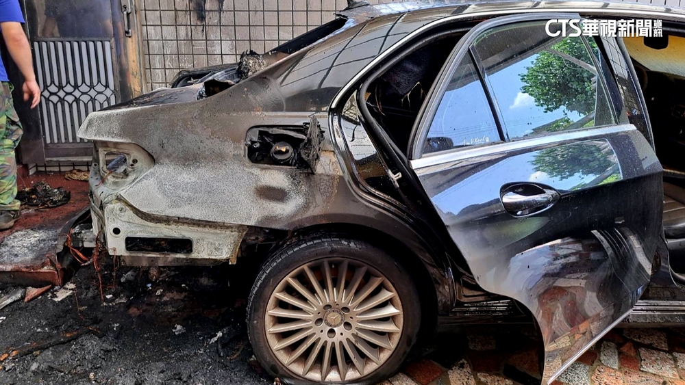 疑天氣熱引爆轎車　台中3天2件火燒車意外