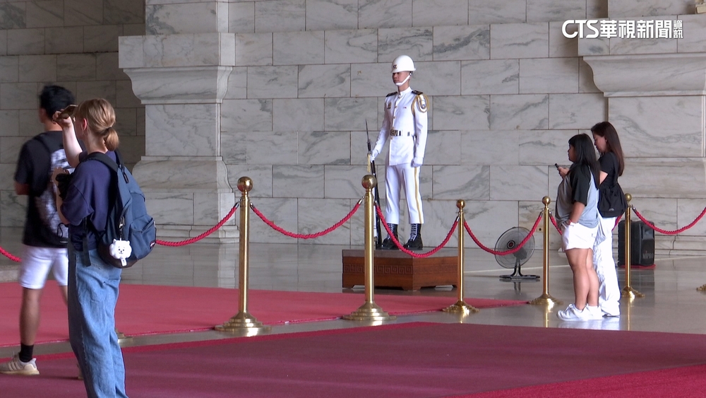 中正紀念堂三軍儀隊撤離堂體　估最快年底實施