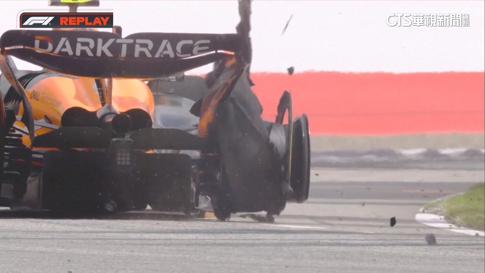 紅牛好友廝殺爆胎！　賓士Russell獲奧地利站冠軍