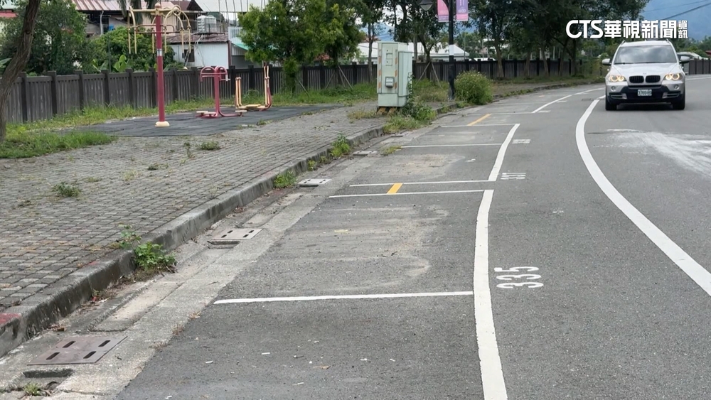 車輛消失術？　埔里路邊停車收費上路　車格空蕩蕩