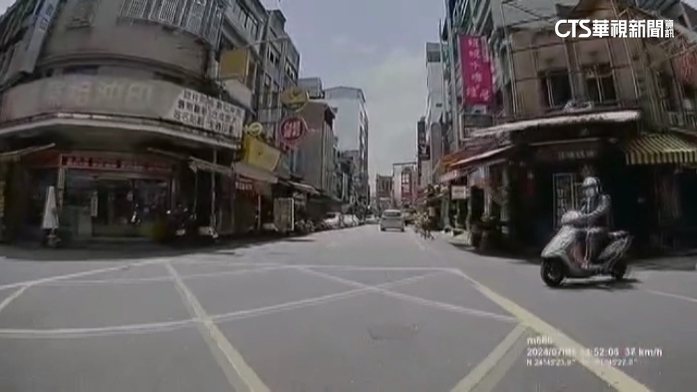 不滿「示警喇叭」攔車理論　路怒族依公然侮辱送辦