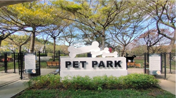 古坑服務區寵物公園(大小型犬分區)。圖／高公局提供