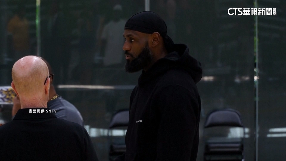 LeBron點頭了！與湖人簽2年33.9億頂薪合約