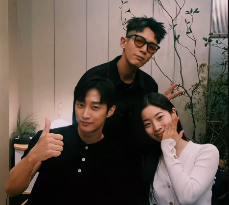 台韓《那些年》合體！柯震東同框TWICE多賢、振永 網：該羨慕誰