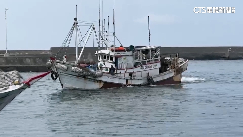 台灣漁船疑進日本海域遭日方攔截 船長等2人被調查