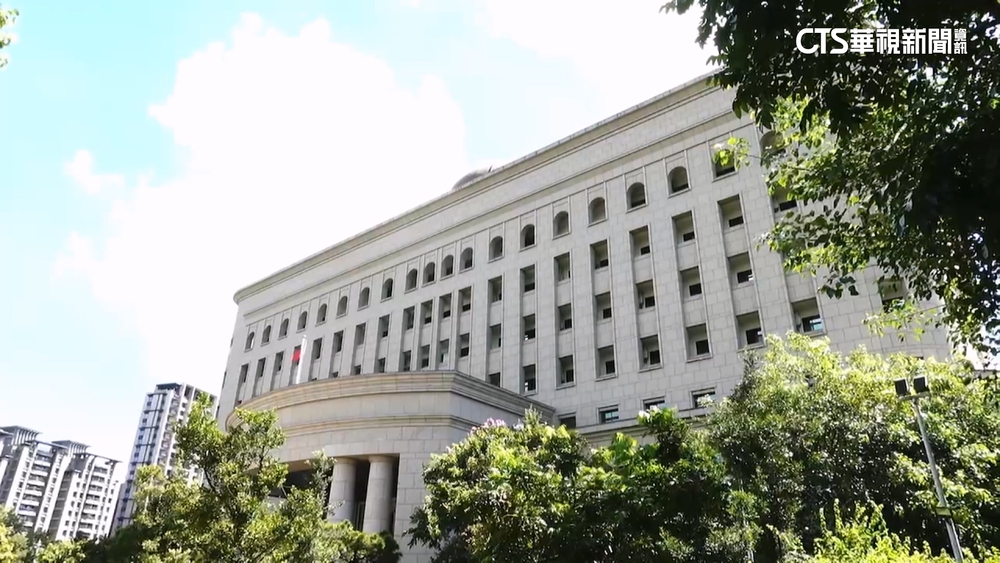 點燃水雷鞭炮炸新竹地檢　男被逮稱心情不好