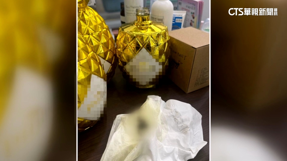 利口酒倒出黑蟲！　美式賣場：抽驗正常　配合稽查