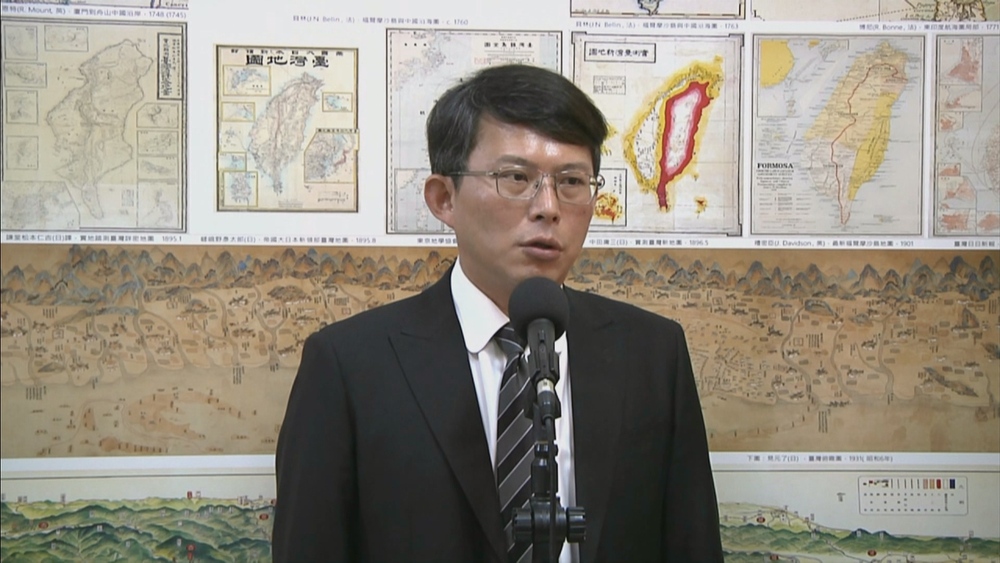 未解釋「反質詢」被要求書面答覆　黃國昌坦言「有些疲憊」：回答時間被限制