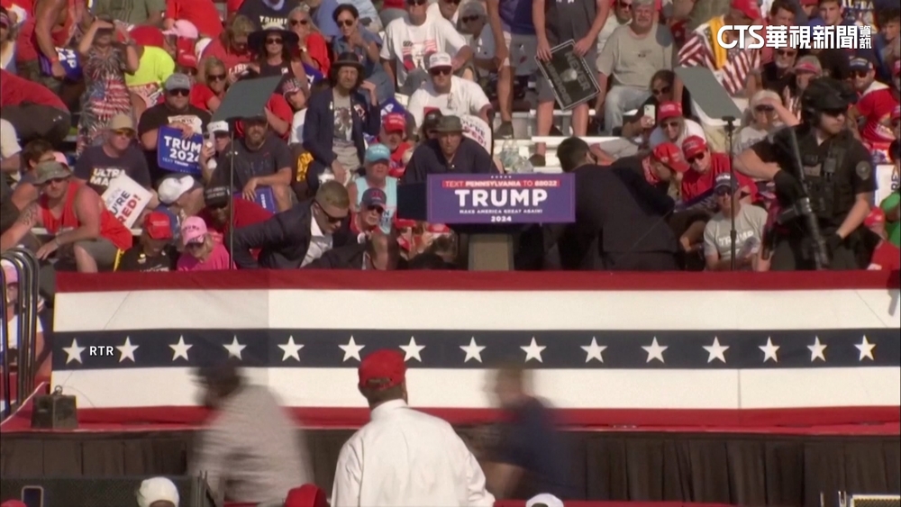川普賓州造勢槍響！　右耳見血　幹員肉身相護離場
