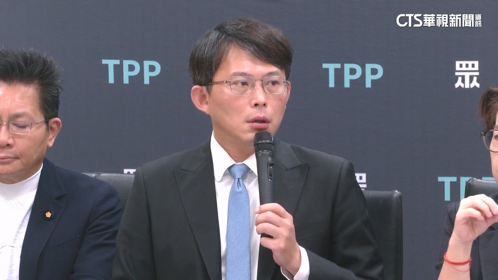 同黨不同調？黃國昌退黨團協商　陳昭姿.黃珊珊出席