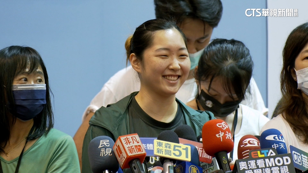 鄭怡靜坐鎮桌球女團　新秀簡彤娟奧運初體驗