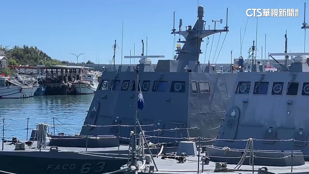 台東陸海空熱鬧滾滾　海鋒大隊機動飛彈車現身公路
