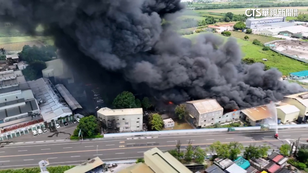 炸出蕈狀雲！台南工廠囤放大批甲醇　火球驚竄天