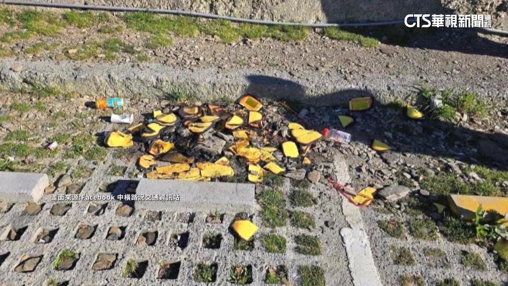 合歡山暑假亂象　一對男女疑武陵停車場內燒紙錢