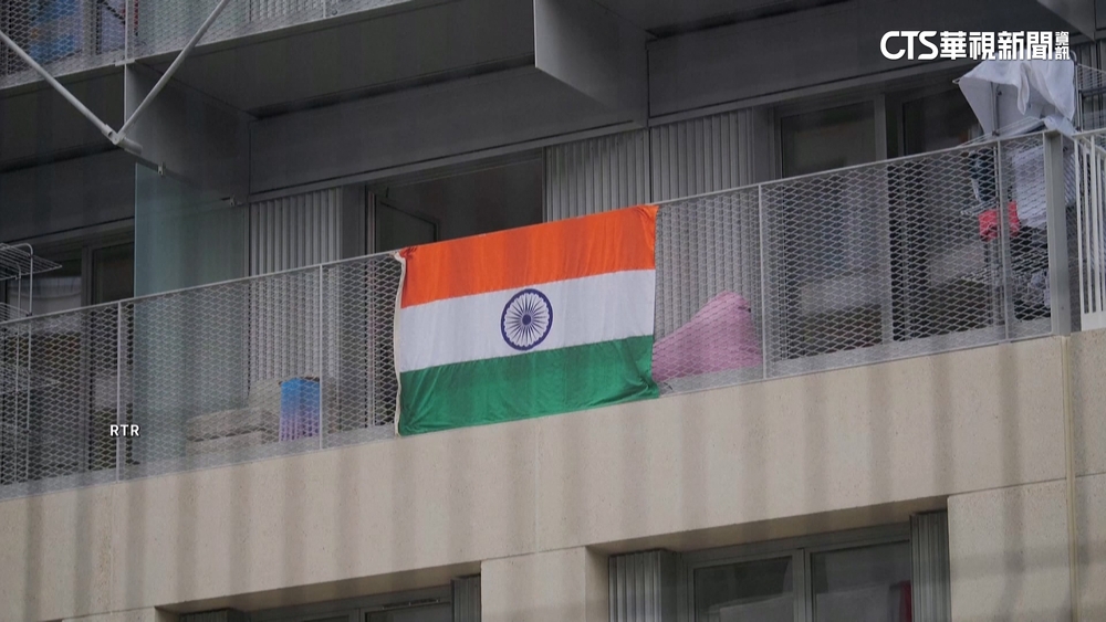 奧運各國代表團入住選手村　國旗高掛大拚氣勢