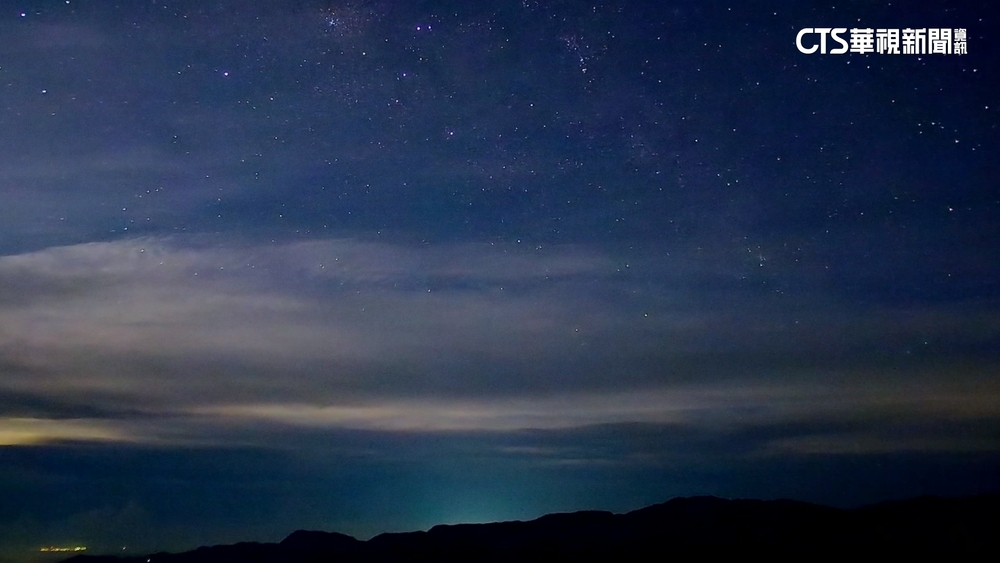 雲間閃電.紅色精靈　颱風前夕台東罕見天象