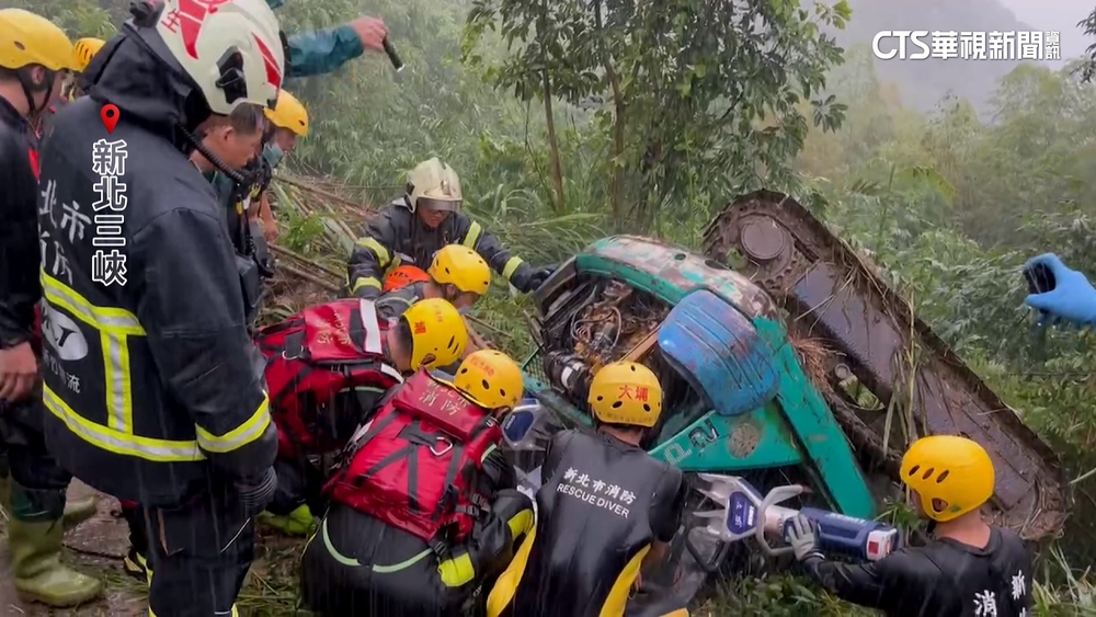 開挖土機救災！　新北三峽里長「遭怪手重壓」不治