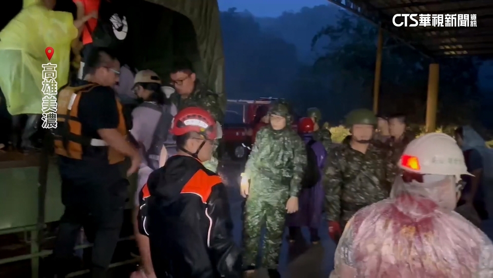 美濃水灌民宅淹溪　黃蝶翠谷37名營隊師生一度受困