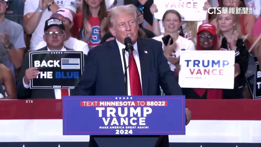 川普右耳恢復良好拆繃帶　FBI證實：是遭子彈擊中