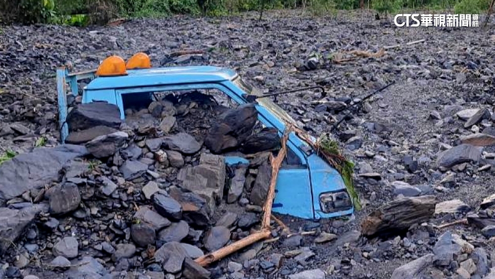颱風天進六龜搶修供水　台水員工見土石流驚逃
