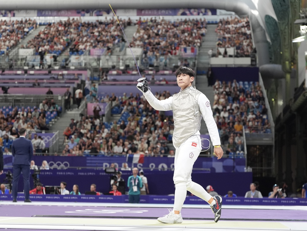 巴黎奧運》「擊劍王子」陳弈通惜敗法國地主　止步32強