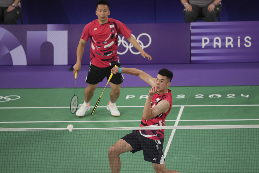 巴黎奧運》「麟洋配」完美直落二擊退美國組合　獲小組賽3連勝