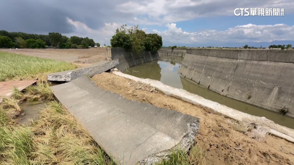 八掌溪支流堤防破洞害淹　民眾批：豆腐渣工程