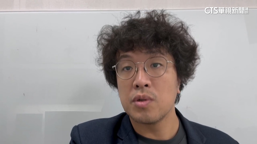 傳幕僚不滿解雇「吞藥抗議」？　沈伯洋駁斥：只是身體不適服用常規用藥