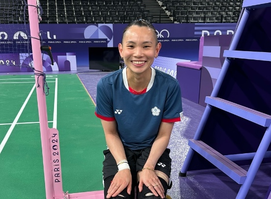 結束夢想中的舞台！ 戴資穎曝「曾想原地放棄自己」：坐輪椅去醫院哭的唏哩嘩啦