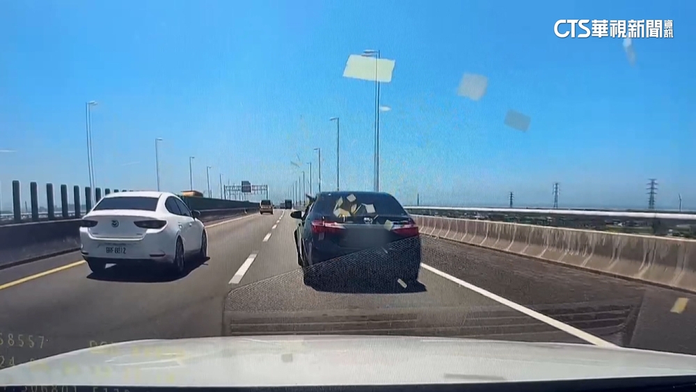 駕駛被控逼車.撒金紙　警：丟東西將開罰