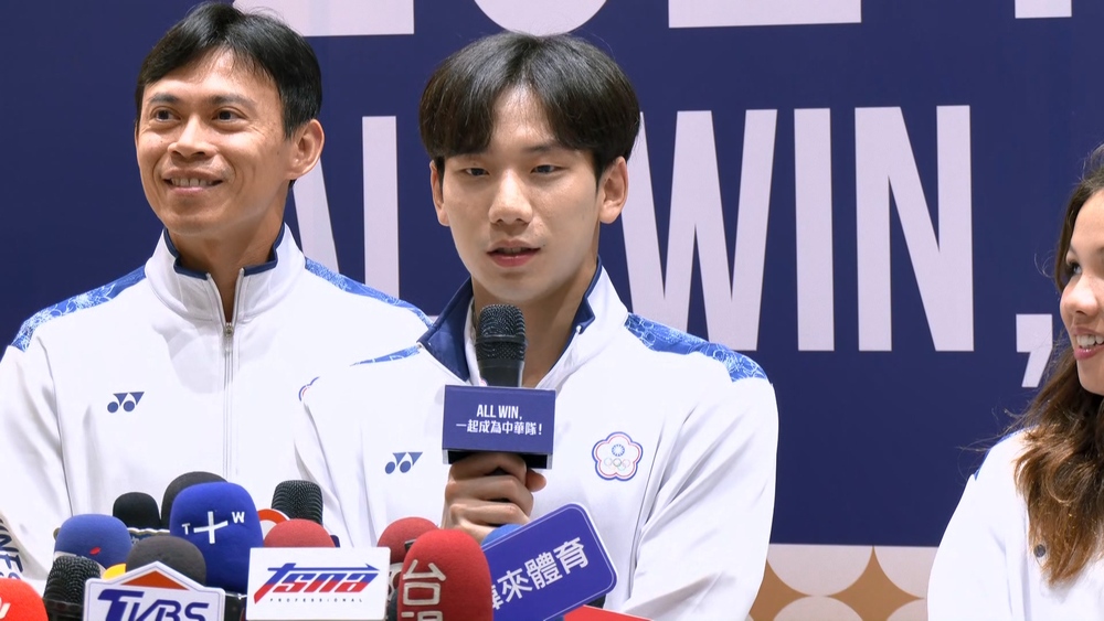 「台灣蝶王」王冠閎刷新台灣泳壇新紀錄 教練盼下屆奧運進8強