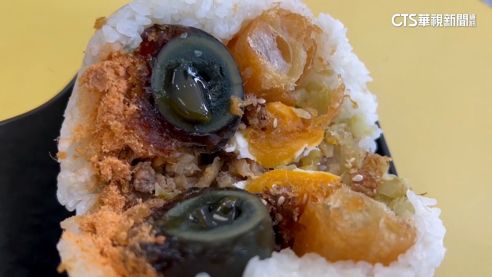 飯糰北中南大不同！　「荷包蛋淋醬油」宜蘭傳統特色