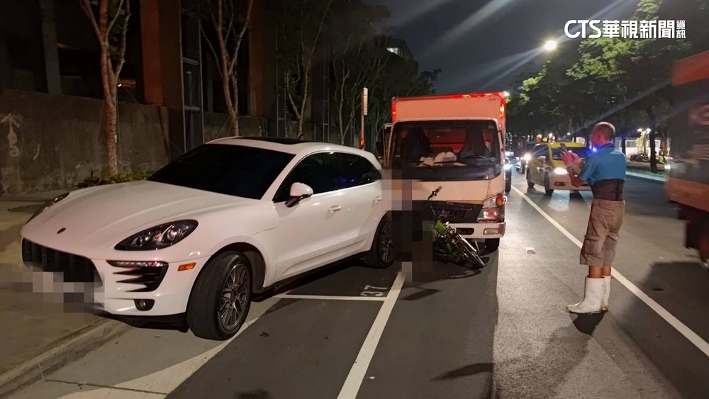 北市貨車連環撞　電動機車騎士慘遭包夾亡