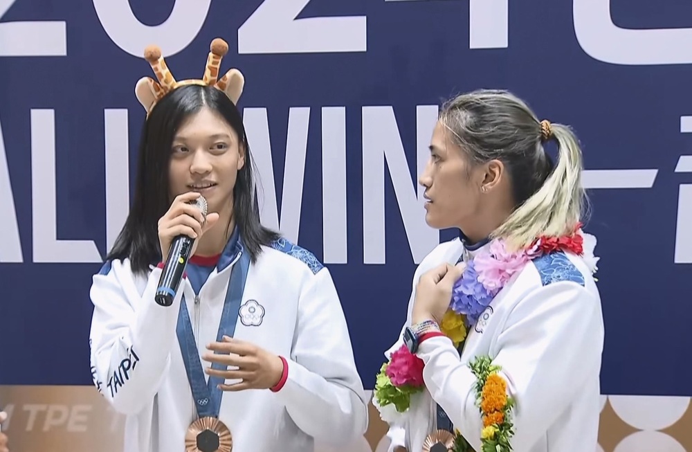 「吳琴戰隊」摘銅返台！陳念琴曝想念心愛兔子 吳詩儀先回家吃雞湯麵