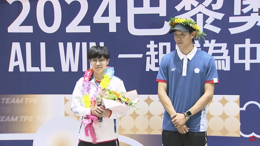 台灣好手鄭怡靜、彭名揚見粉絲熱情接機　盼再戰2028洛杉磯奧運