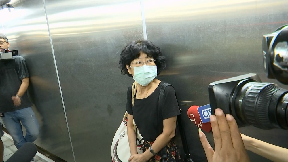 被媒體堵訪遲到請假取消看診　陳佩琪：很抱歉讓病患看病權利受損！