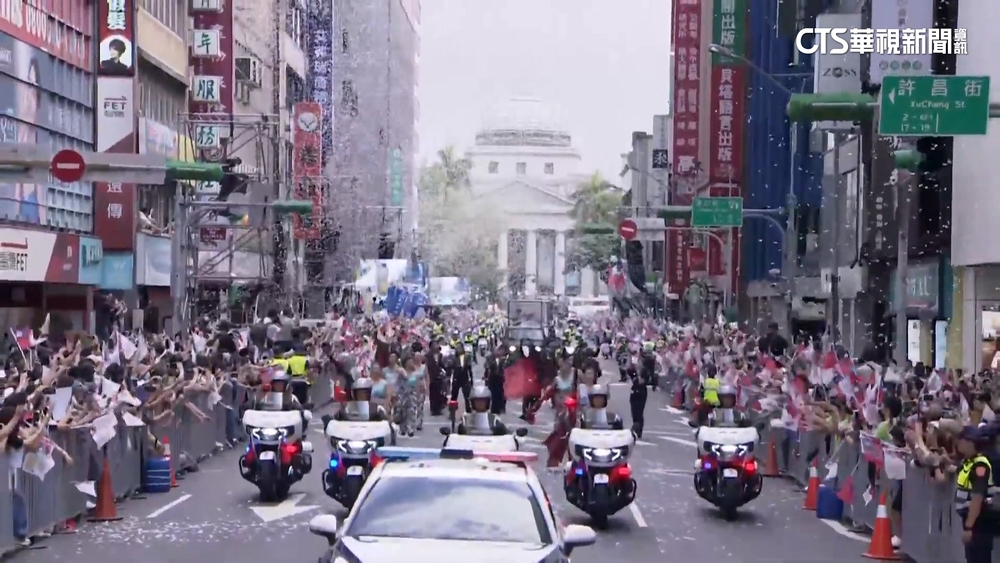 奧運英雄大遊行！　67位選手.教練.後勤團隊共襄盛舉
