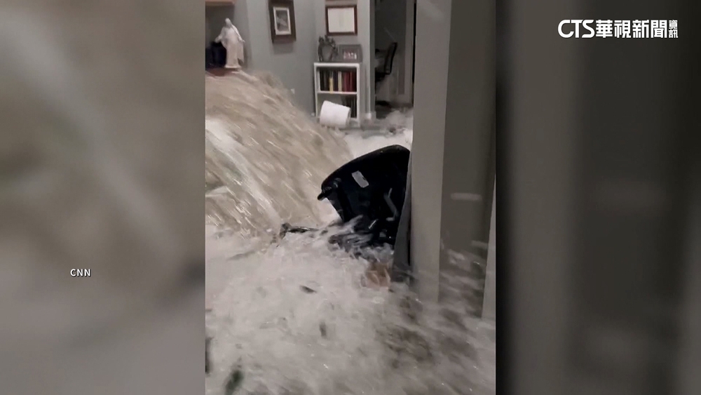 美猶他州「百年洪水」　積水如瀑布灌入地下室