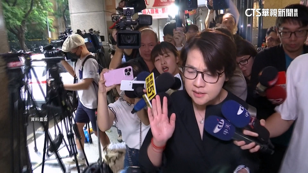 爭議帳目懲處　黃珊珊停權3年　李文宗.端木正開除