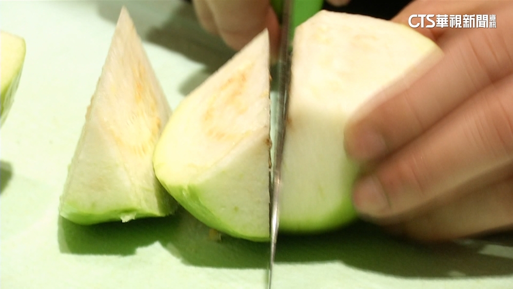 高級百貨超市單賣「芭樂籽」！　網友驚：60年沒見過