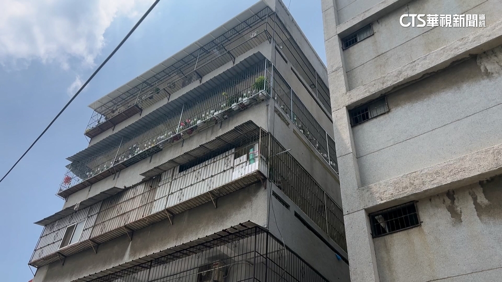 嘉義套房命案！　疑「玻璃割斷動脈」28歲男離奇亡