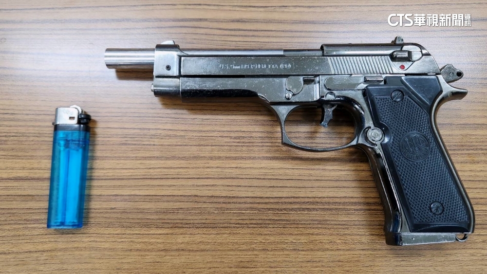 屏東街頭爆持槍傷人？　警澄清烏龍：槍型打火機
