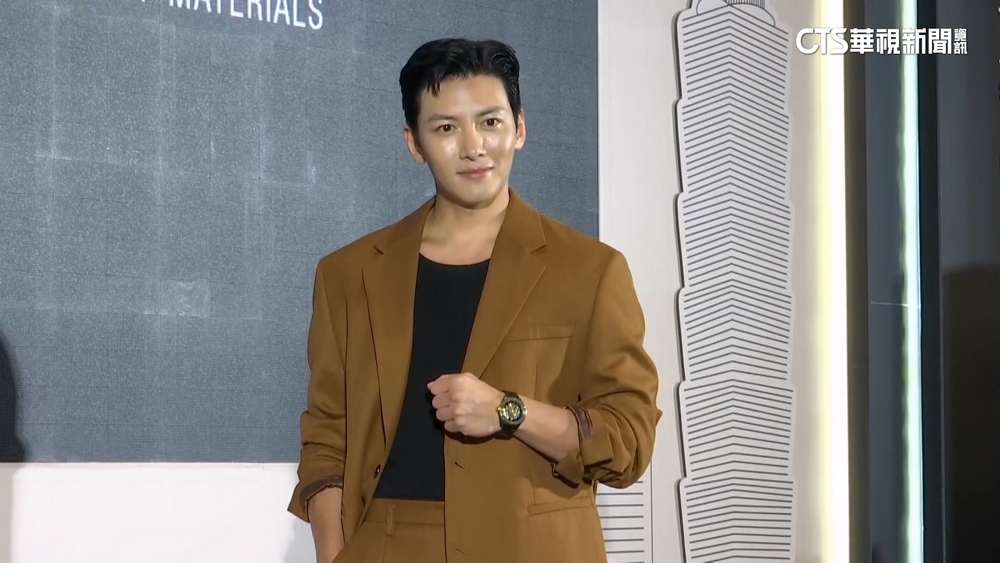 歐爸來了！　韓星池昌旭帥氣現身台北101　粉絲擠爆