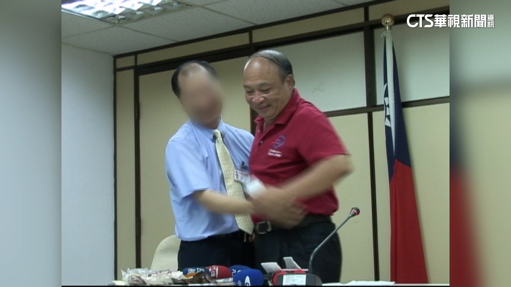 追柯4300萬商辦大樓金流　檢廉約談朱亞虎無保請回