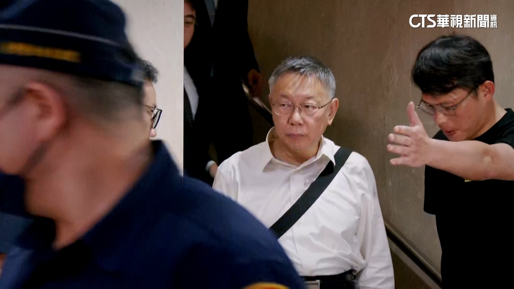 檢辯70小時攻防！　柯文哲無保請回 面露疲態