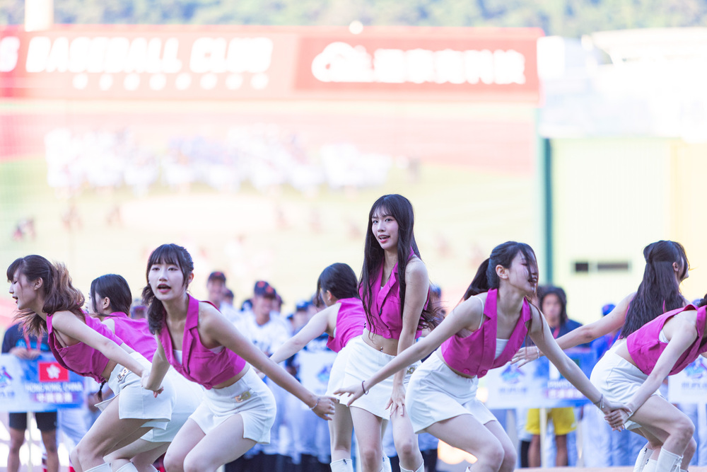 U18亞青邀莊敬高職開幕演出　美女啦啦隊讓日本小將目不轉睛　