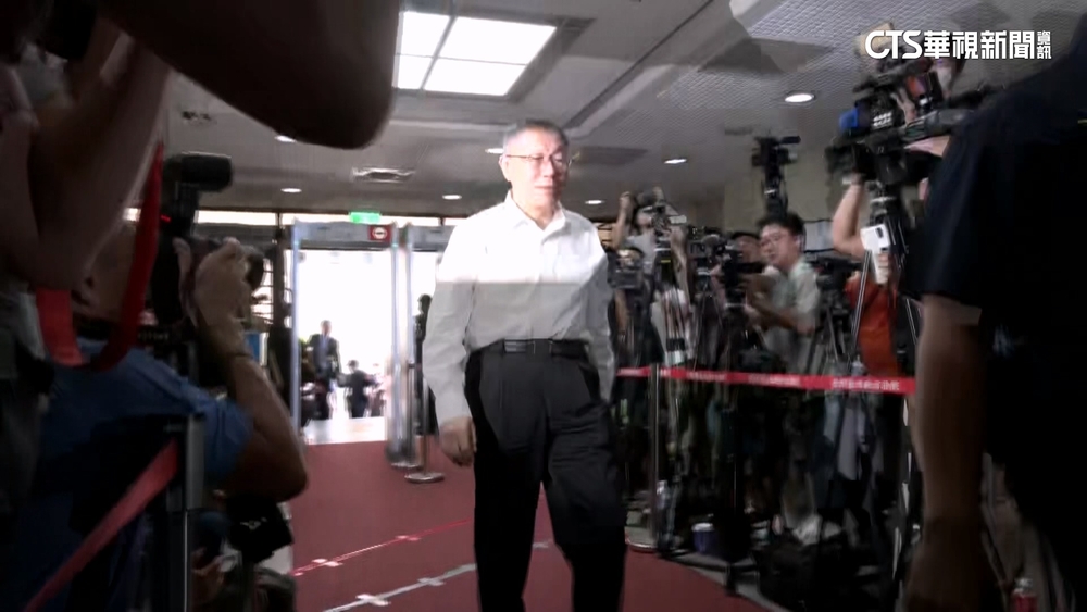 無保請回撤銷！14：00再開羈押庭　柯律師團增1人