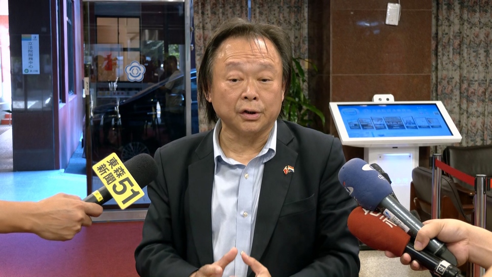 批柯文哲「沒有連任壓力就只為財團服務」　王世堅發文嗆：7414