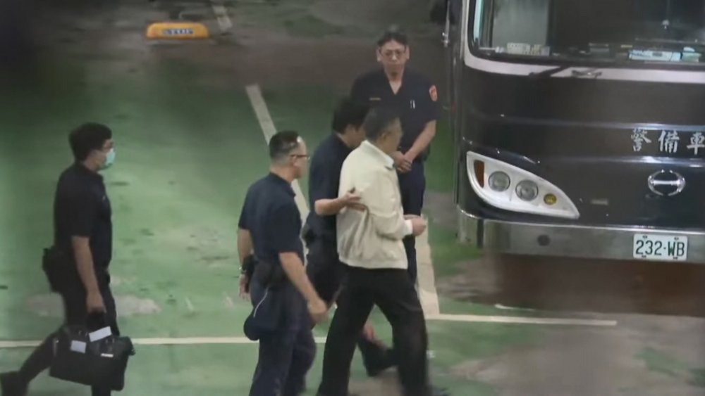 柯文哲遭羈押禁見　律師呂秋遠分析羈押原因：三個人指控他