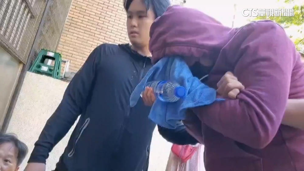 涉嫌洩密給詐團車手　鄭家純律師遭聲押